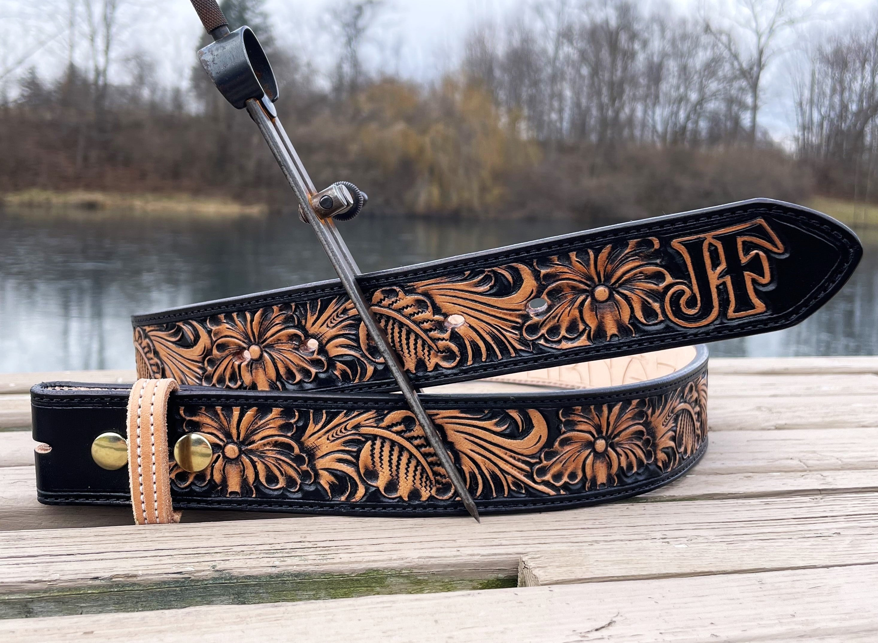 "Musk" Black Floral Handmade Belt