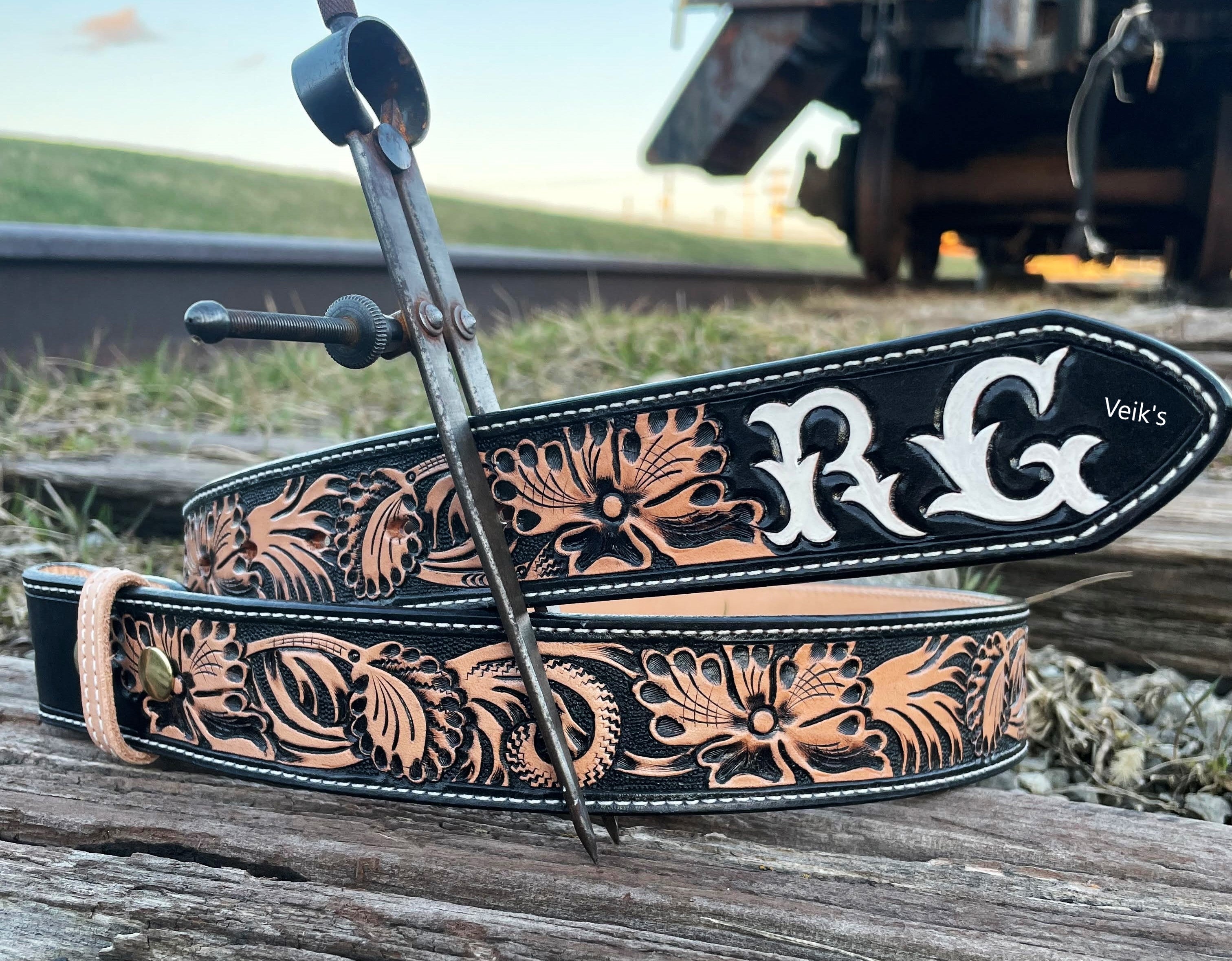 "Pansy" Handmade Floral Black Belt