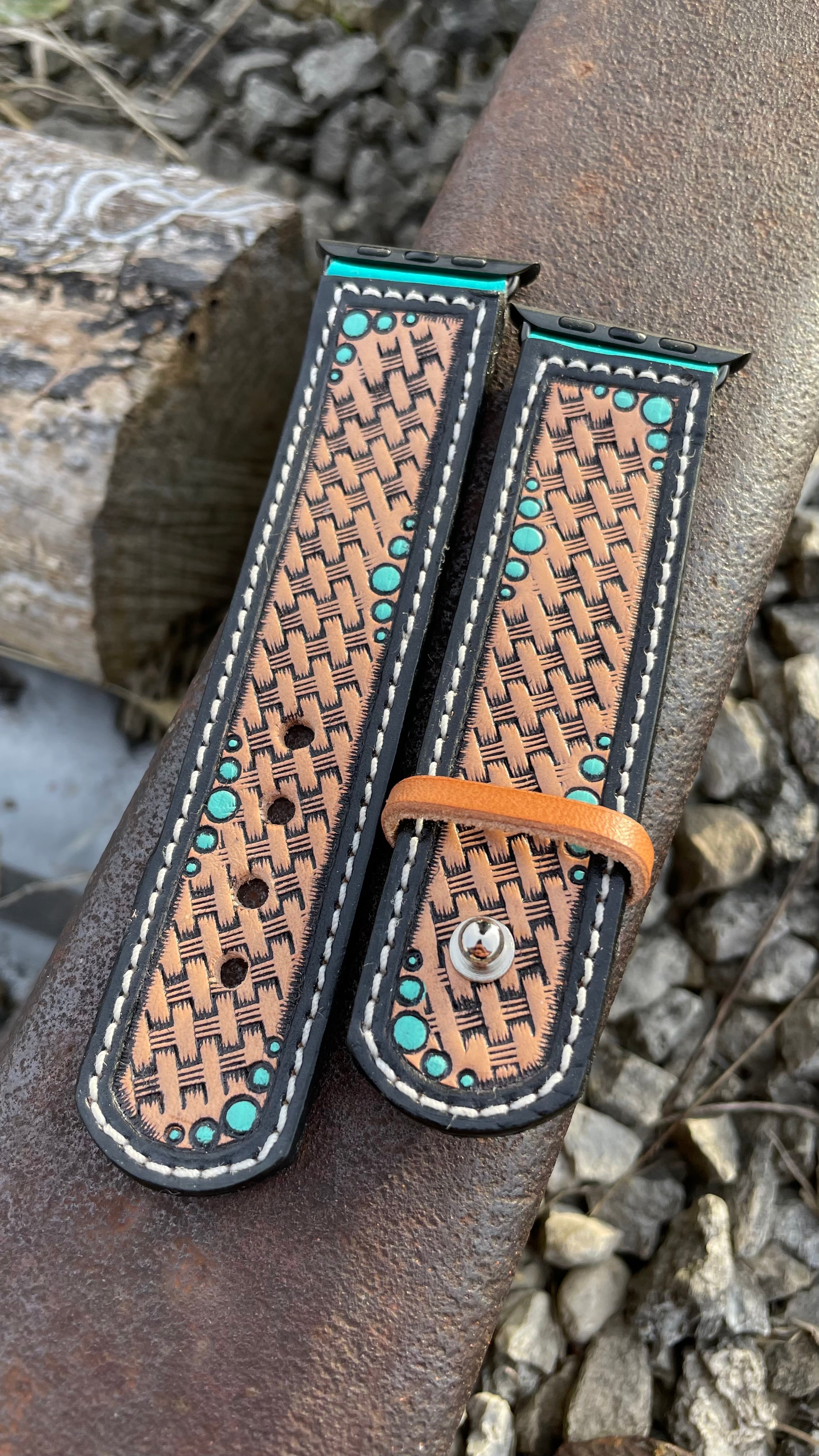 "Basket Weave" Apple Watch band